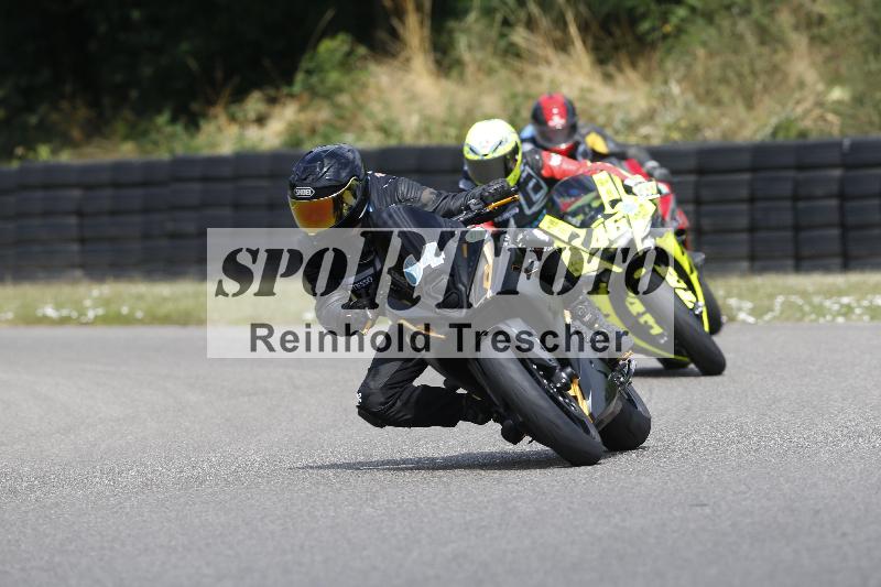 /30 23.06.2025 Get Faster Caremotion ADR/Rider Academy gruen/64